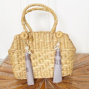 NWT Nasty Gal Handmade Ratan Handbag with Seashell & Tassle Details